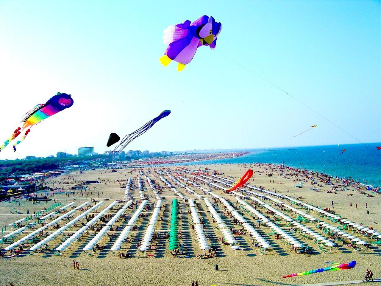 Dena Chalets - Lido Di Spina At The Beach Eksteriør bilde
